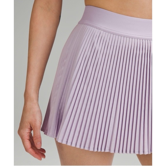 Lululemon High-Rise Pleated Tennis Skirt shorts lavender square dot size 10 - Picture 2 of 9